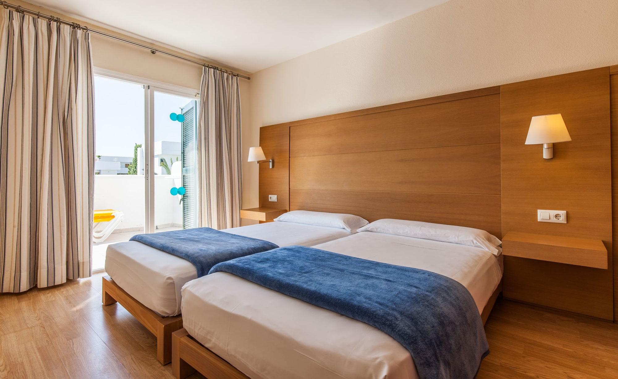 Bluesea Club Martha'S Aparthotel Cala d'Or  Exterior photo